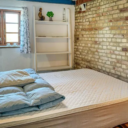 1 Bedroom Gorgeous In *