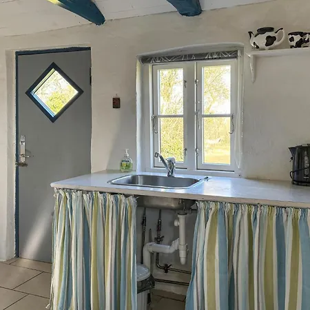 1 Bedroom Gorgeous In Semesterbostad Spottrup